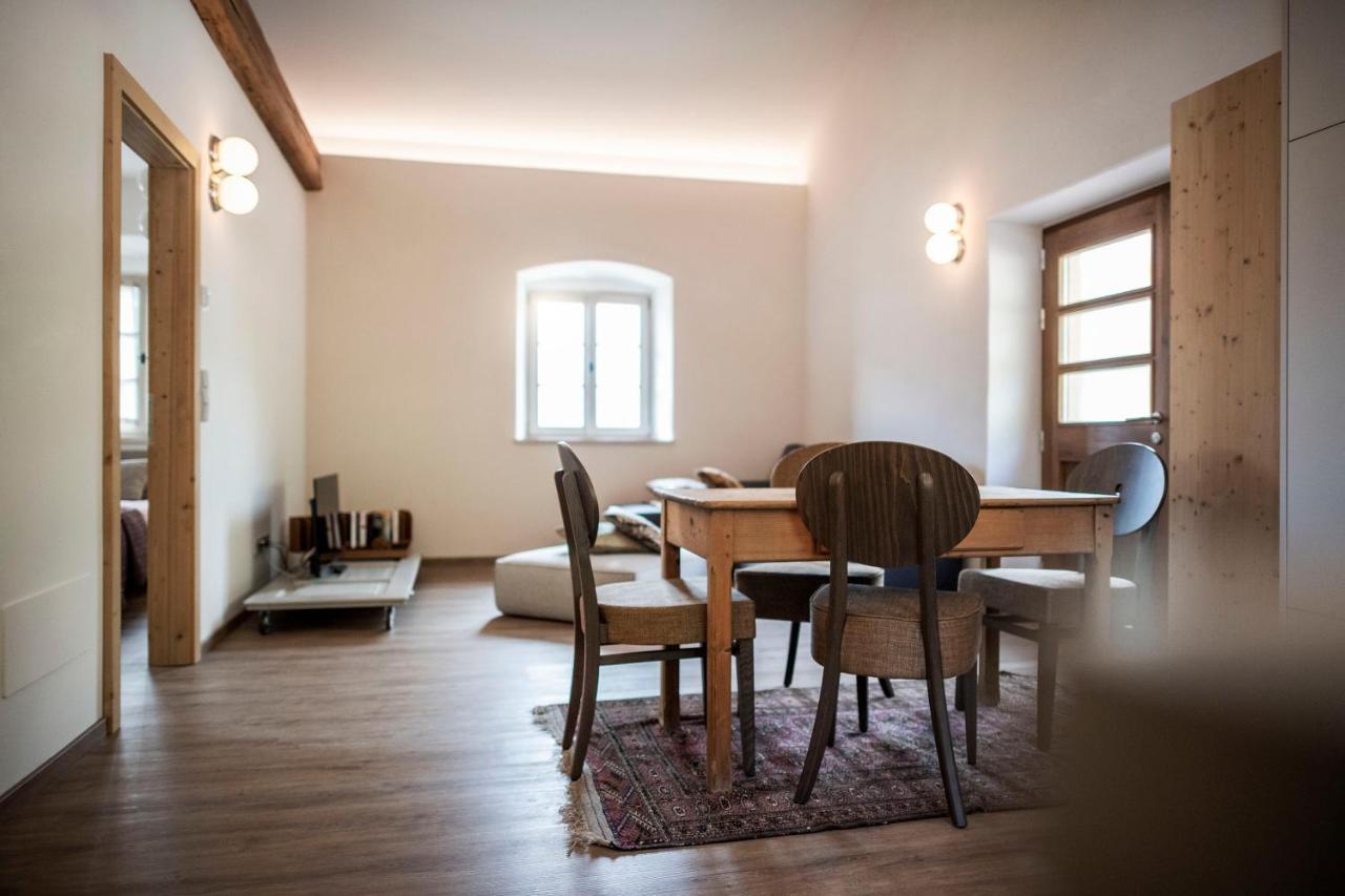 Weingut Kornell - Schafferhaus Cosmas Und Zeder Apartment Terlano Exterior photo